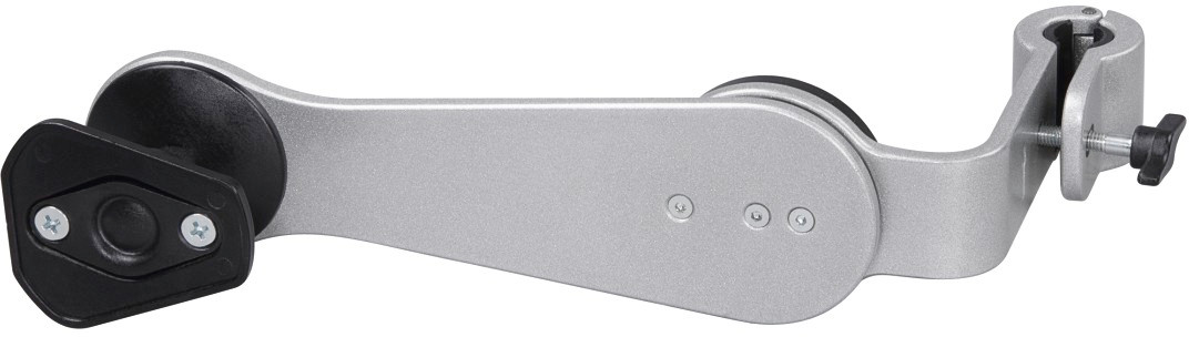 Un bras de moniteur argenté avec un support et une pince noirs, conçu pour maintenir un moniteur.