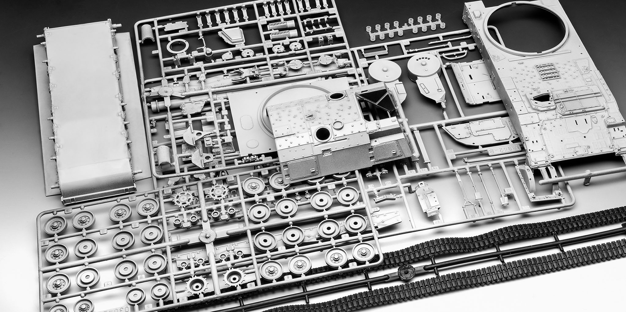 REVELL Panzerhaubitze 2000 Bausatz, Mehrfarbig
