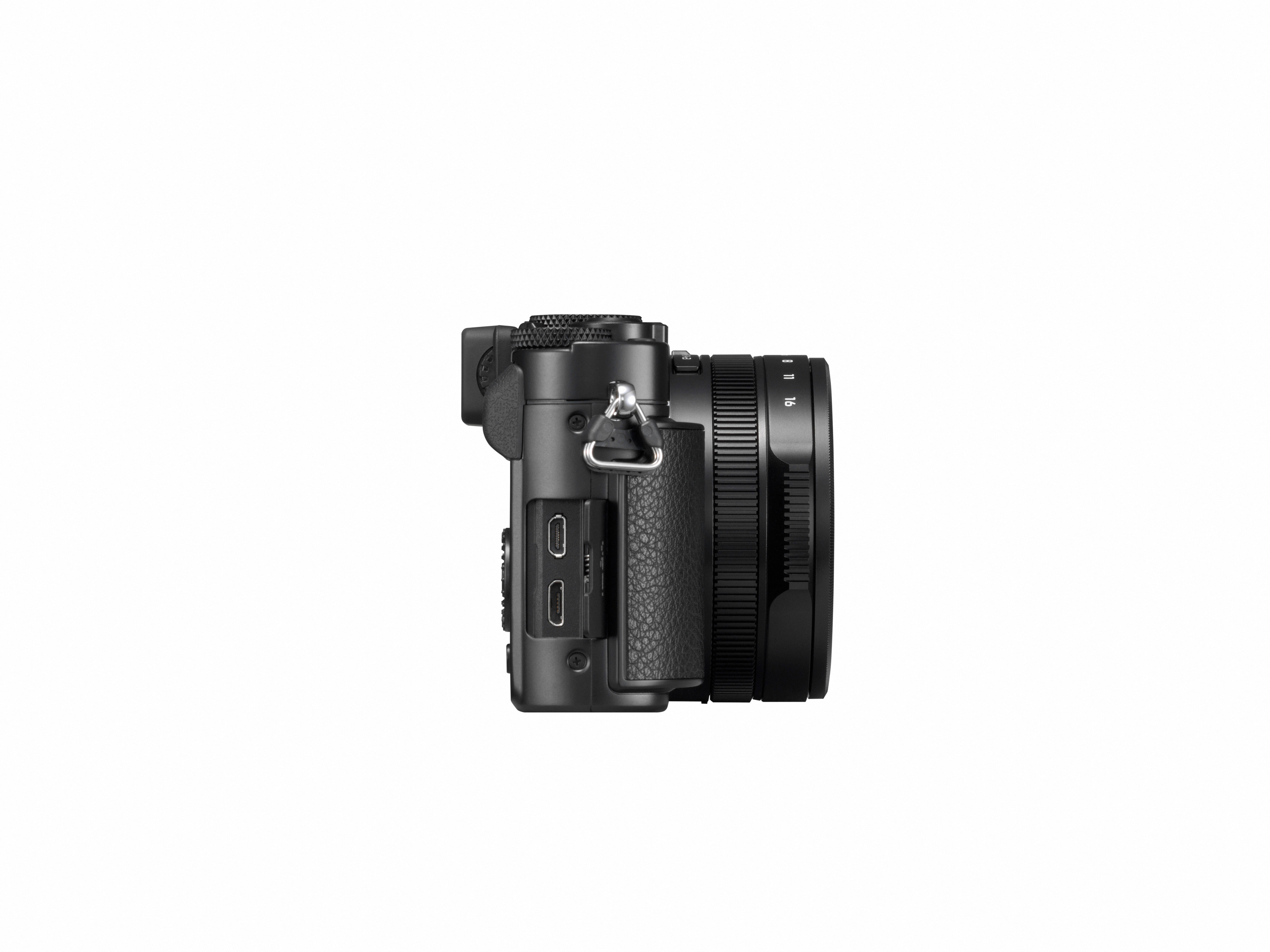 PANASONIC LUMIX DC-LX100 II Digitalkamera Schwarz, 3.1x opt. Zoom, 7.5 cm Display, 1.2 MP, Touch-Funktion, WLAN