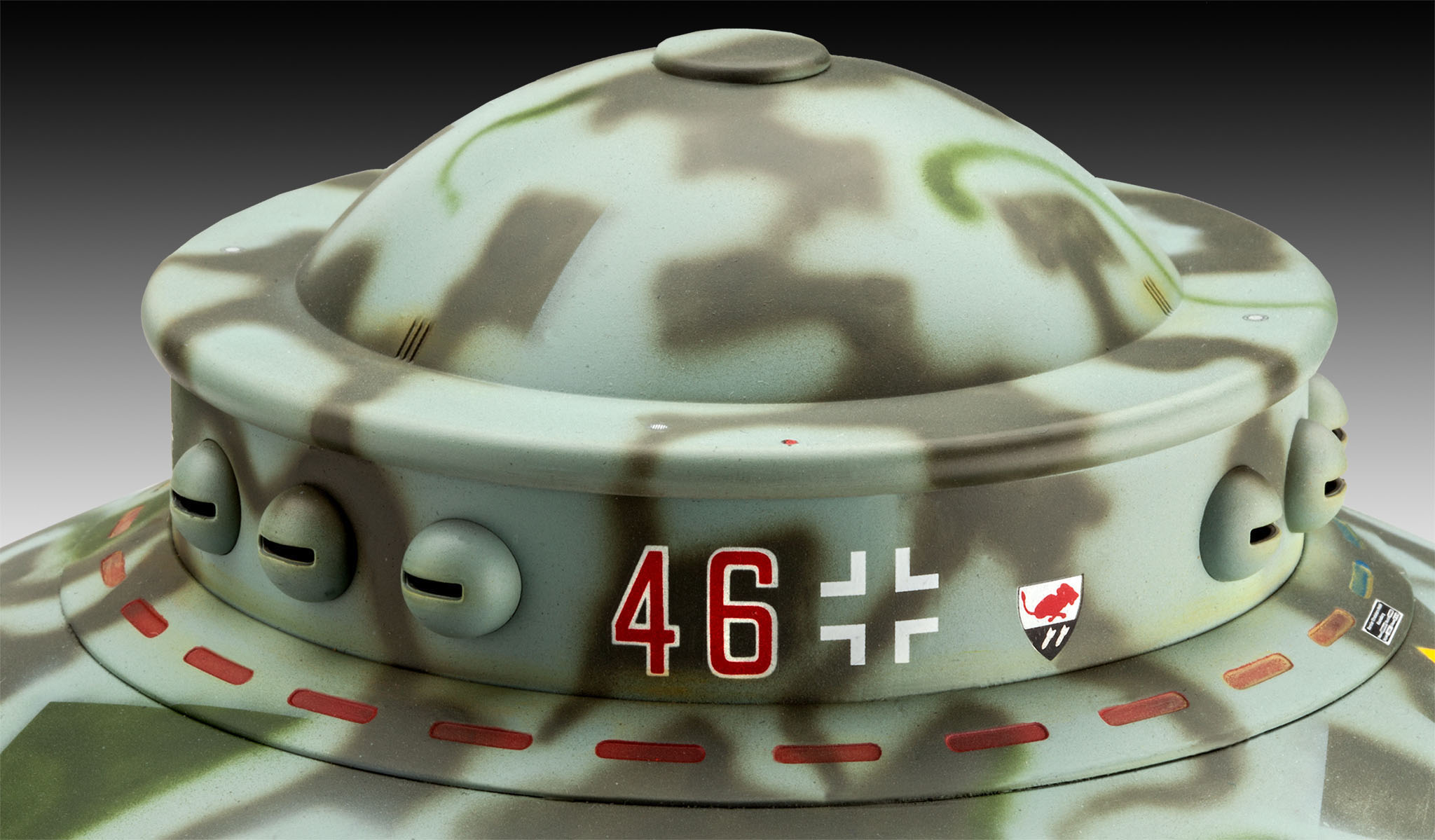 REVELL Flying Saucer Haunebu II Modellbausatz, Mehrfarbig