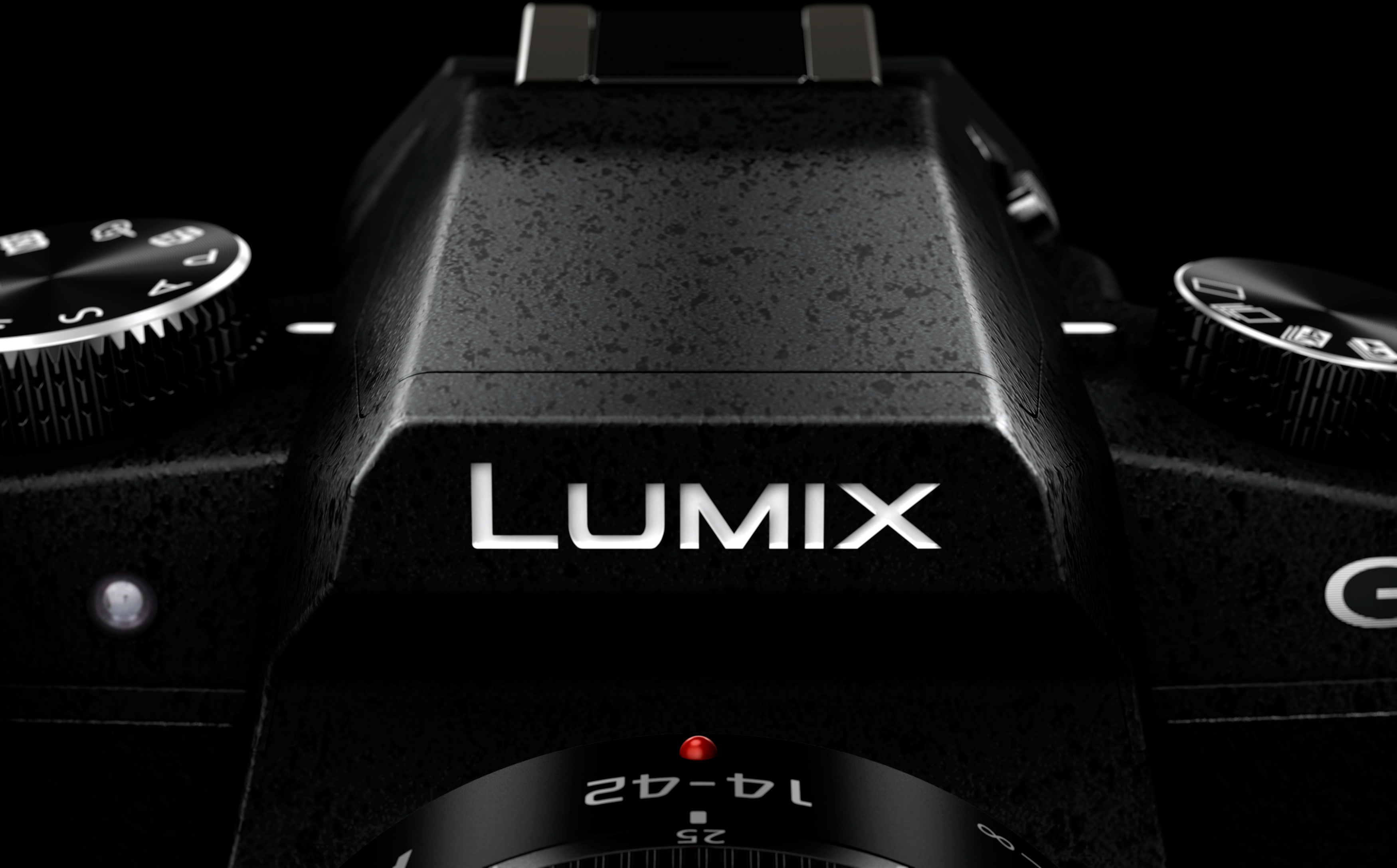 mm, Objektiv 7,5 WLAN 14-140 cm mit Touchscreen, PANASONIC DMC-G81HAEGK Systemkamera Lumix Display