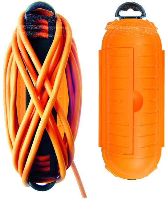 Oranges Verlängerungskabel, das um einen schwarzen Halter gewickelt ist, mit seiner Aufbewahrungsbox.