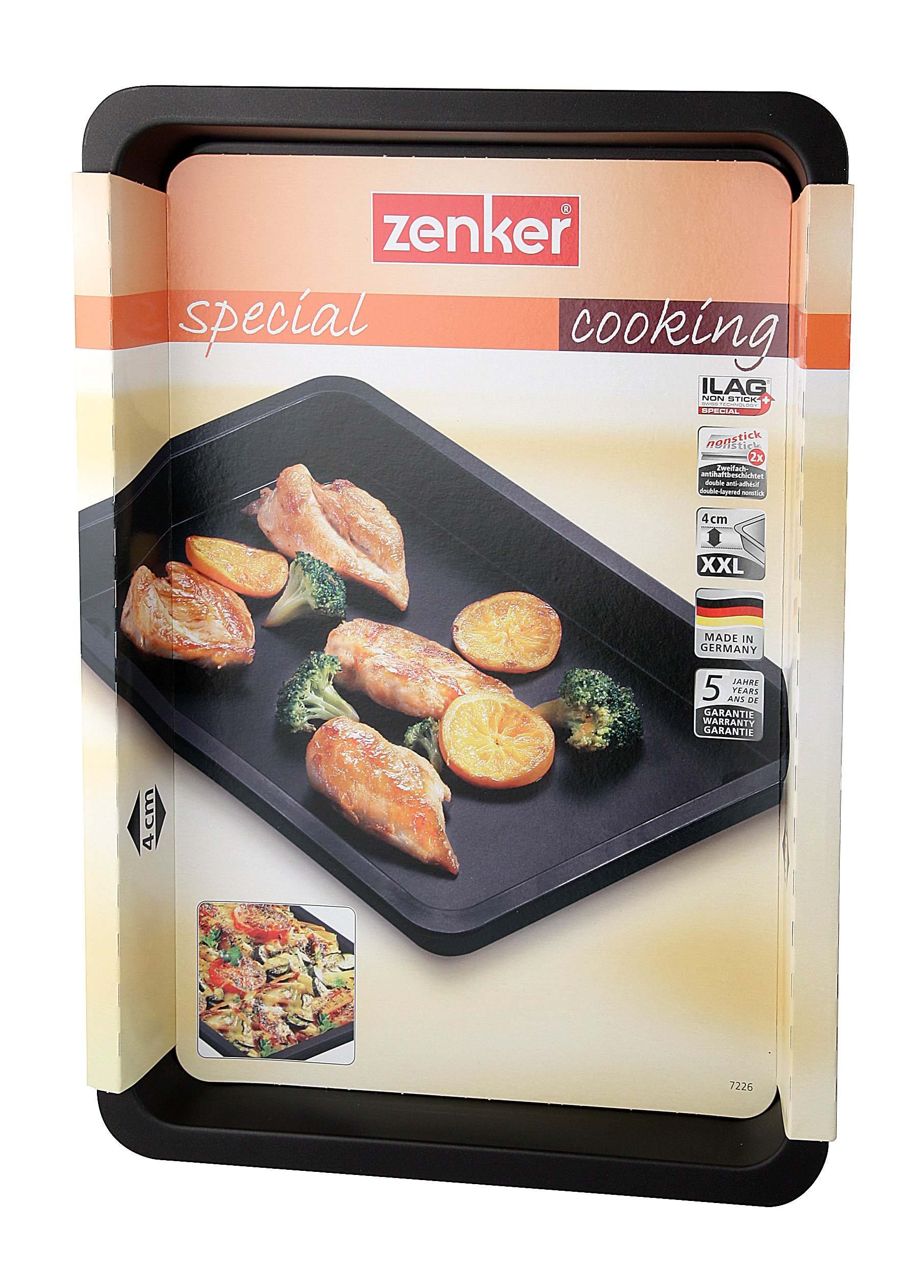 Backblech mit gekochtem Hähnchen und Gemüse, mit Verpackung.