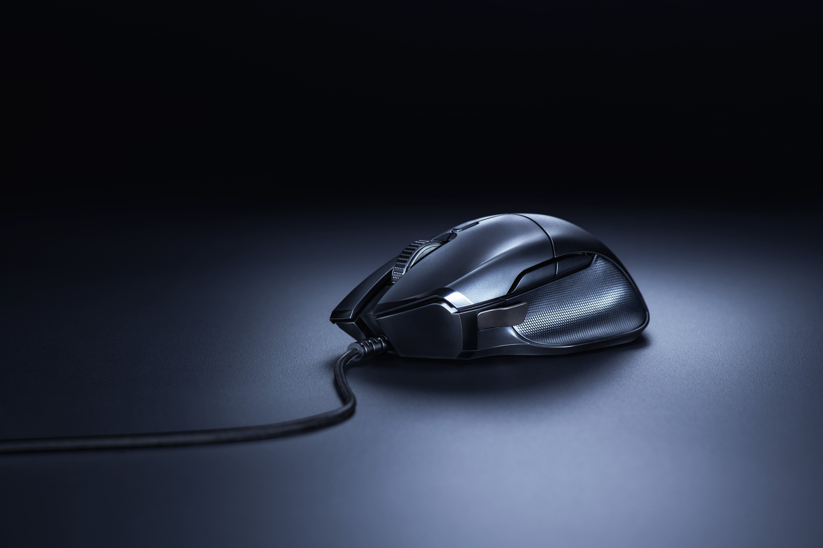 RAZER Basilisk Essential Ergonimic Gaming Maus, Schwarz