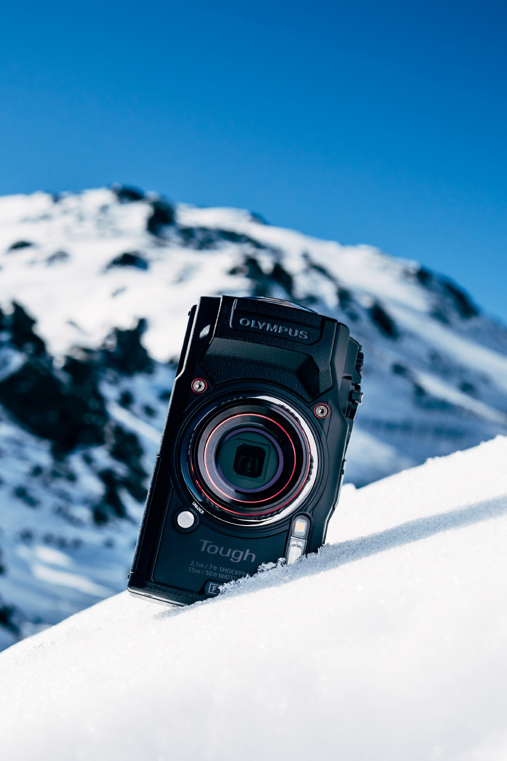 OLYMPUS TG-6 Digitalkamera Schwarz, 4x opt. Zoom, LCD, WLAN