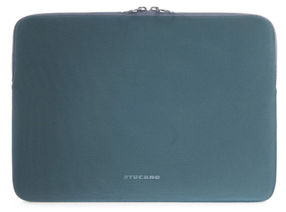 Türkisfarbene Laptoptasche mit Reißverschluss. Der Markenname 'Tucano' ist sichtbar.