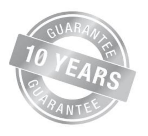 Ein silbernes Abzeichen mit der Aufschrift '10 JAHRE GARANTIE'.