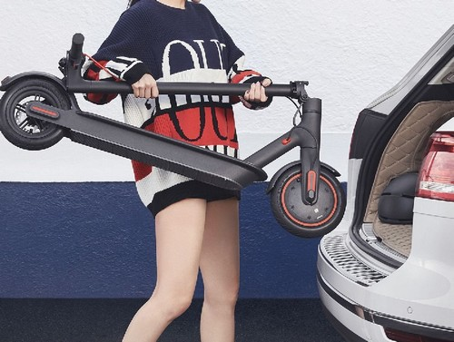 Patinete eléctrico - Xiaomi Mi Electric Scooter Pro, Vel. 25 km/h, 45 km autonomia, Pantalla, Negro