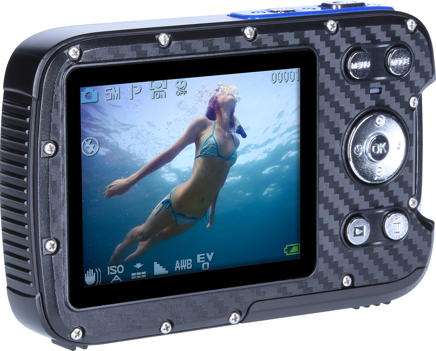 Onderwatercamera, een vrouw zwemt in het water en maakt een foto.