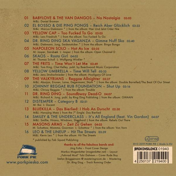 Albumcover mit einer Liste von Songs auf weißem Hintergrund und einer CD.