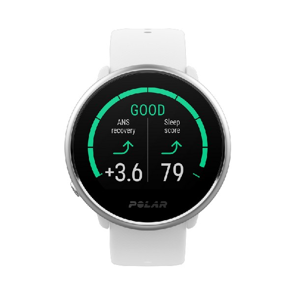 Smartwatch blanca con pantalla negra redonda que muestra métricas de salud.