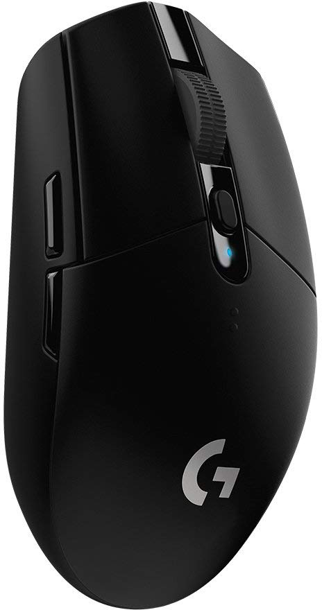 Fekete Logitech gamer egér görgetőkerékkel és oldalsó gombokkal.