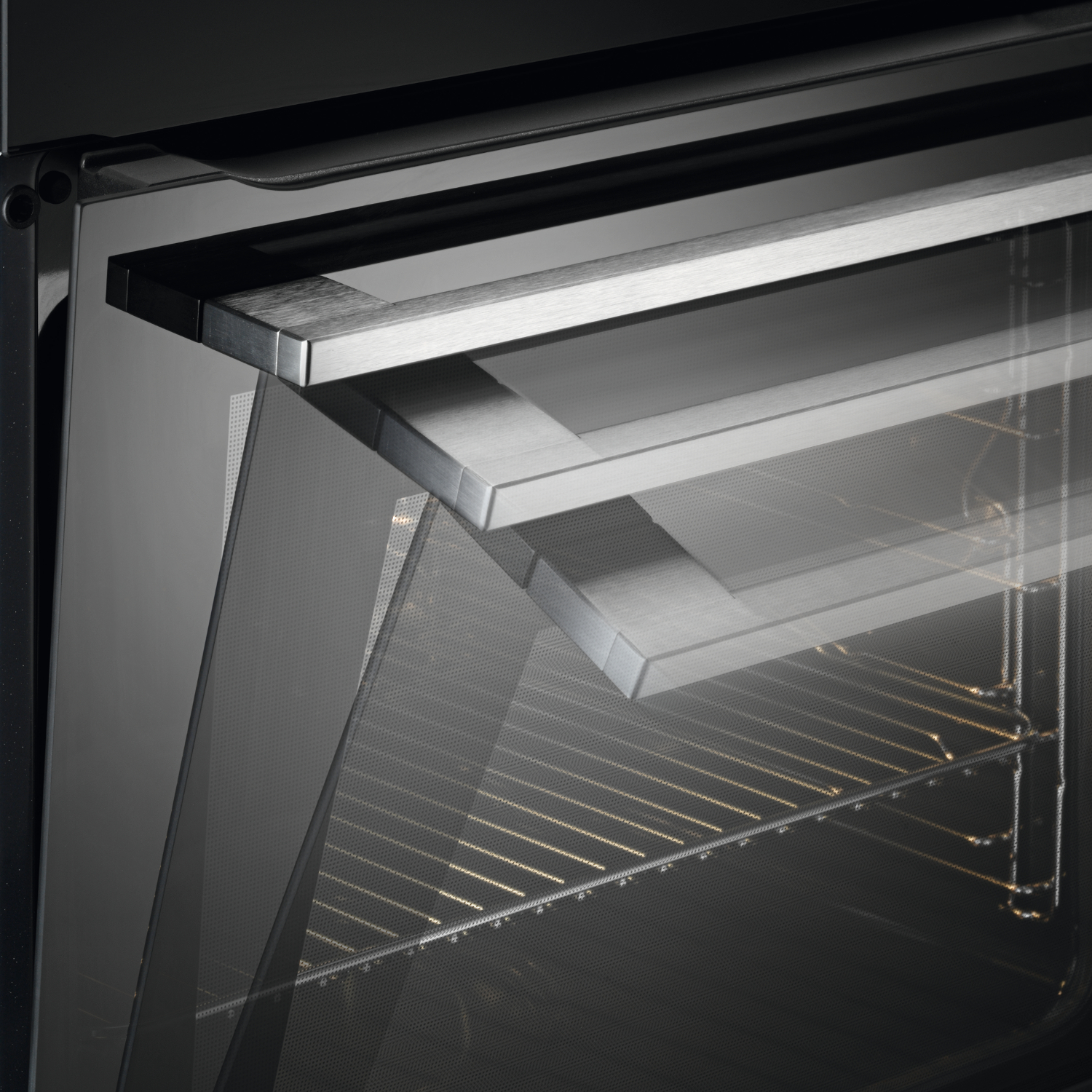 AEG Four multifonction SteamBoost A+ (BSE682020M)