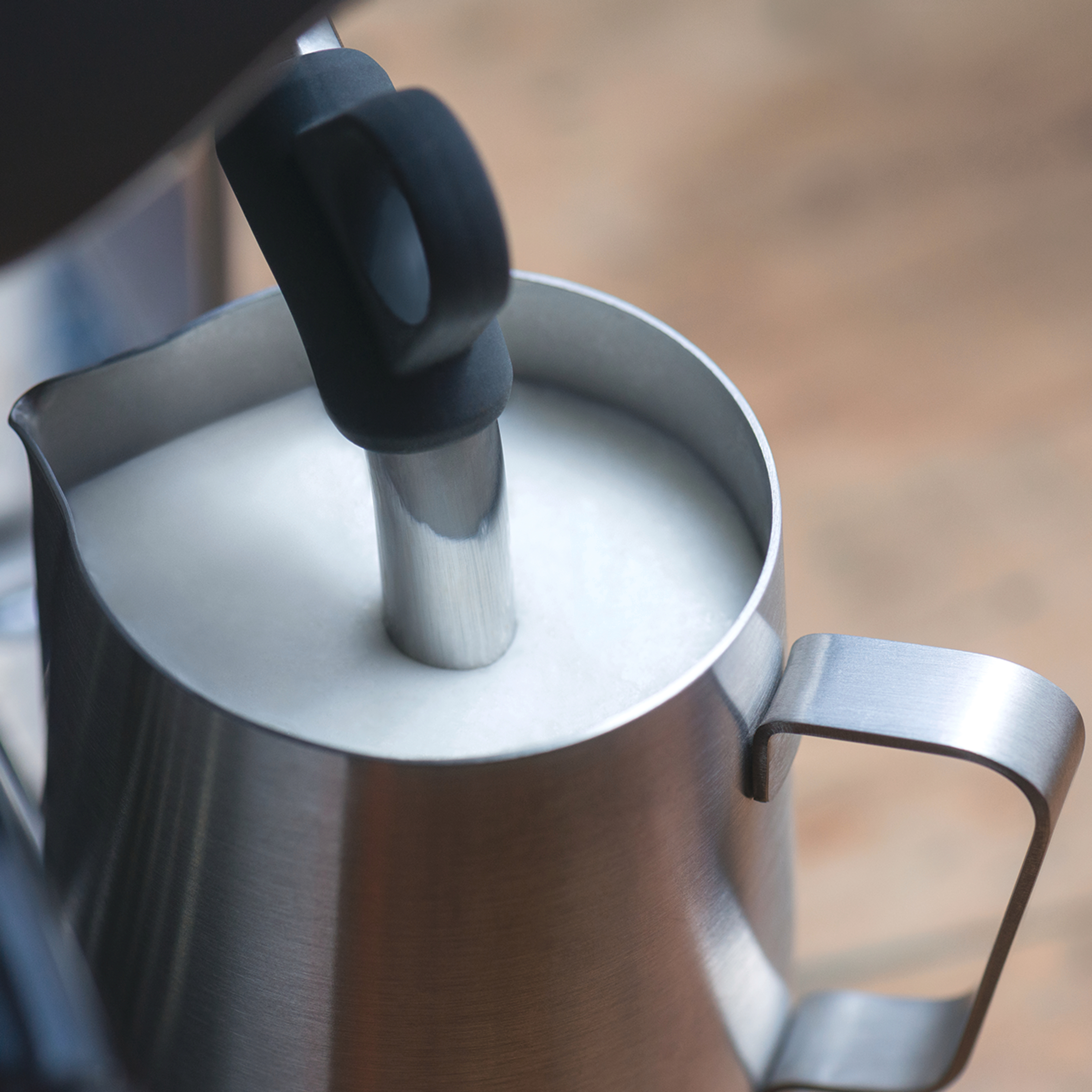 SAGE SES880BKS4EEU1tThe Barista Touch Espressomaschine Glänzend Schwarz