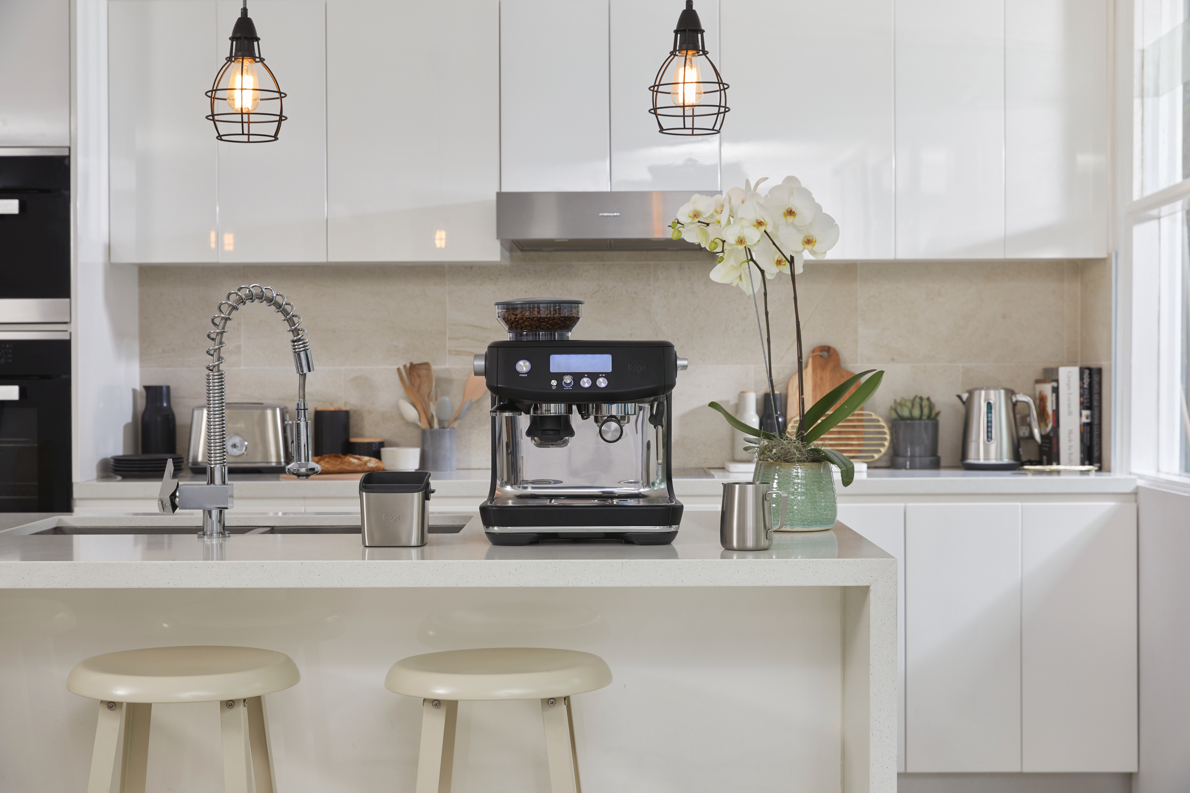 SAGE SES878BTR4EEU1 the Barista Pro Espressomaschine Matt Schwarz