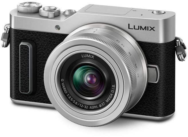 PANASONIC DC-GX 880 Systemkamera mit Objektiv 12-32 mm, 7,5 cm Display, WLAN