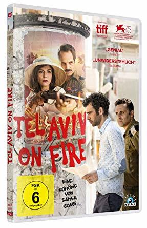 Eine DVD-Hülle mit einem Filmplakat. Das Plakat zeigt Schauspieler und einen Titel in roten und weißen Buchstaben.