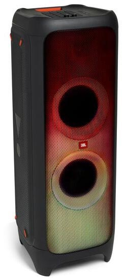 Schwarzer, rechteckiger JBL-Lautsprecher. Er hat farbige Lichter auf der Vorderseite. Der Lautsprecher hat eine Netzabdeckung und einen Griff oben.