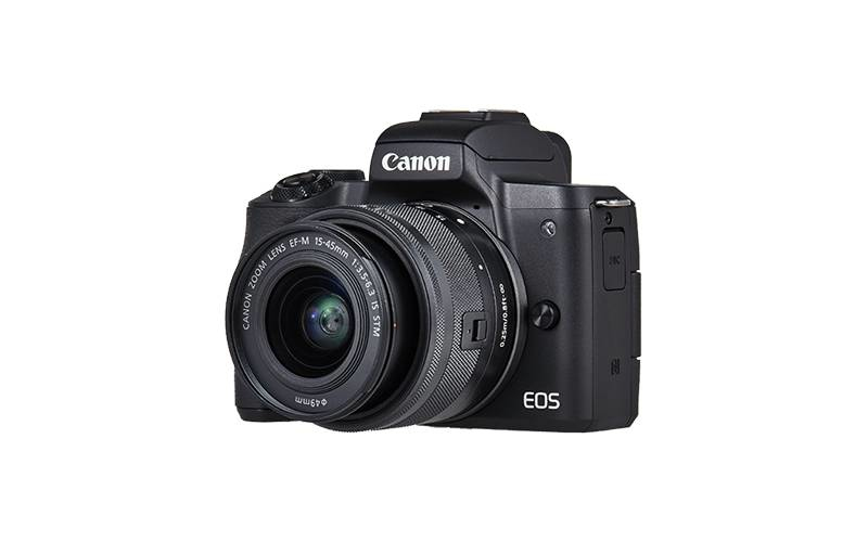 CANON EOS M50 + EF-M 15-45mm f/3.5-6.3 IS STM + EF-M 55-200mm f/4.5-6.3 IS STM Fotoğraf Makinesi Siyah