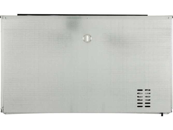 La parte trasera de un refrigerador metálico con un botón redondo y orificios de ventilación.