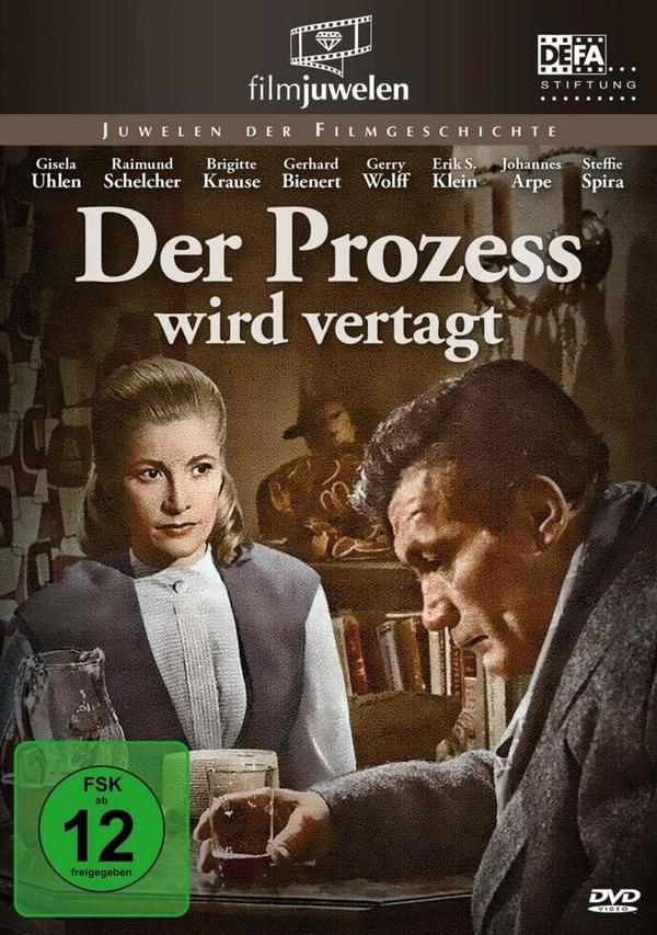 Ein Backofen mit Edelstahlfront und Bedienelementen.