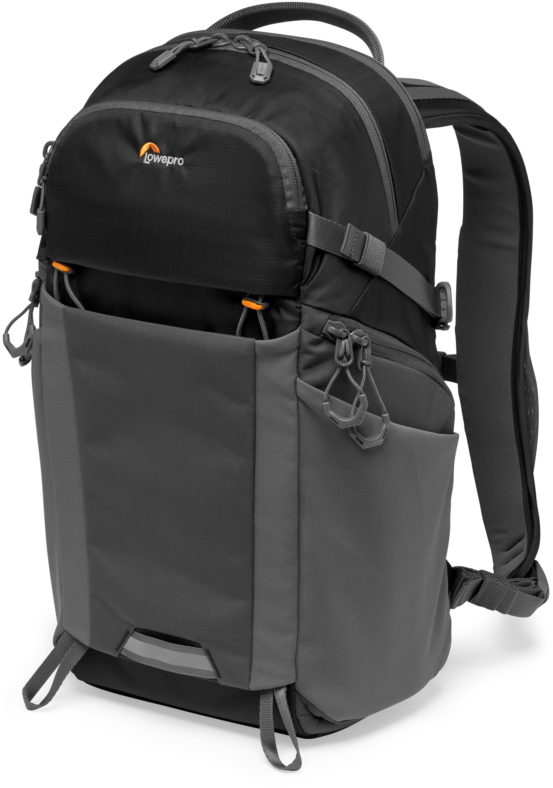 Schwarzer und grauer Rucksack mit mehreren Fächern und Gurten auf weißem Hintergrund.