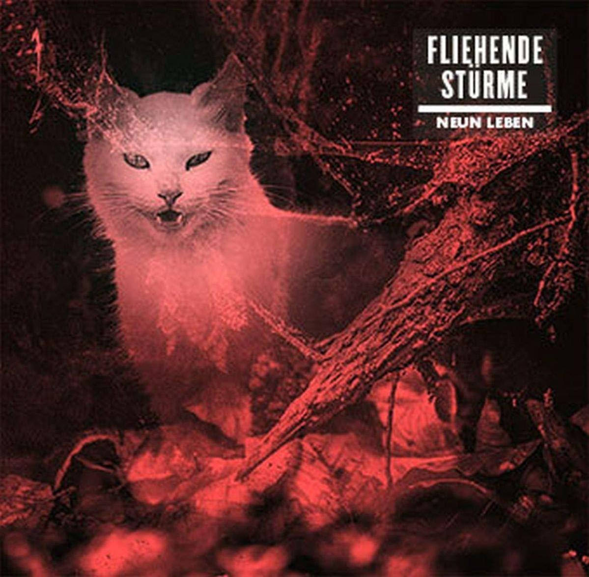 Albumcover mit einer weißen Katze. Der Hintergrund ist rot und verschwommen. Text: 'Fliehende Stürme - Neun Leben'.