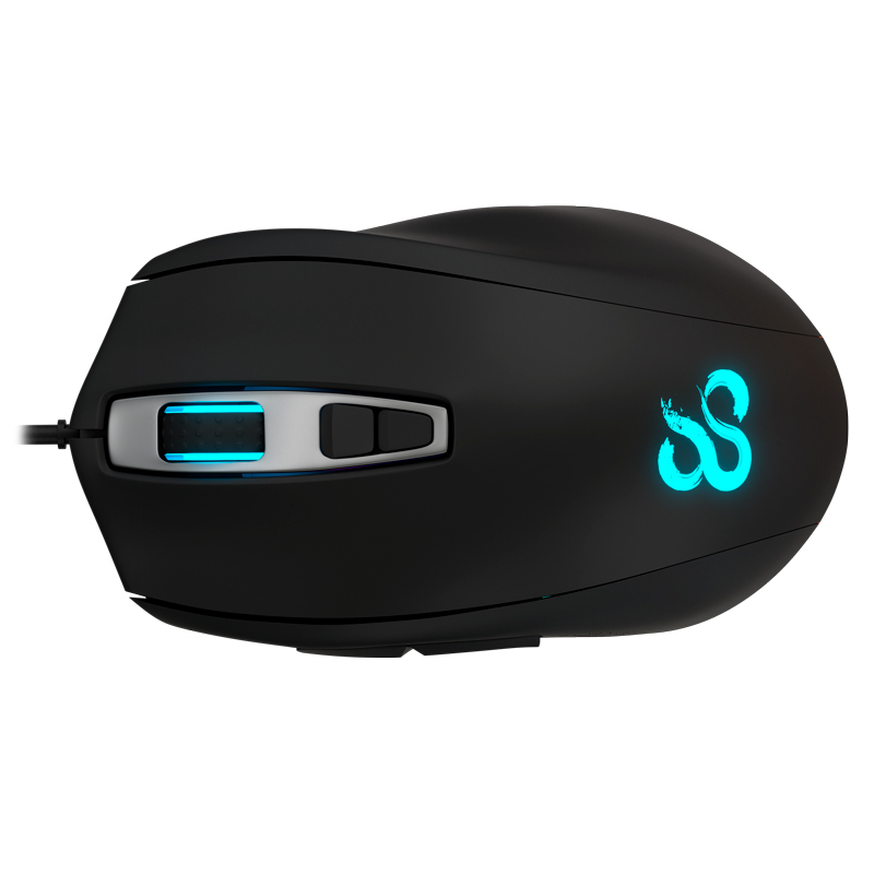 Ratón gaming negro con luz azul, rueda de desplazamiento y botones. Logotipo visible.