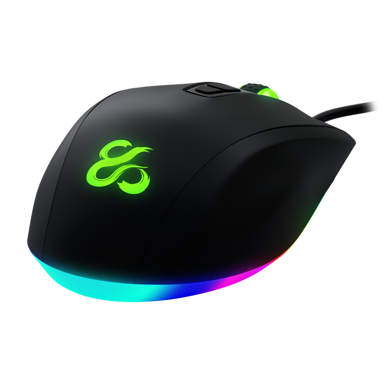 Un ratón gaming negro con iluminación verde y azul.