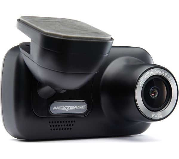 Zwarte dashcam met een lens en een schermhouder. De merknaam 'NEXTBASE' is zichtbaar.