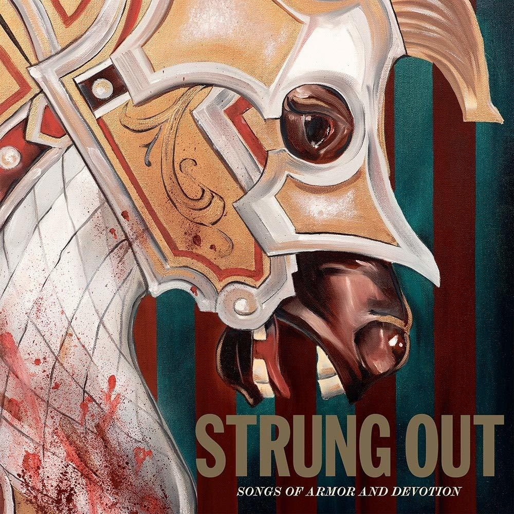 Kunstwerk eines Karussellpferdekopfes vor gestreiftem Hintergrund mit den Worten „Strung Out“.