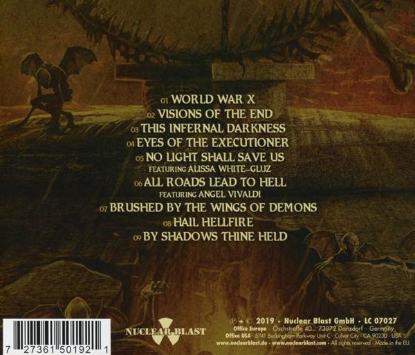 CD-Cover mit Text, einem Dämon und einem Fantasy-Hintergrund mit Barcode.