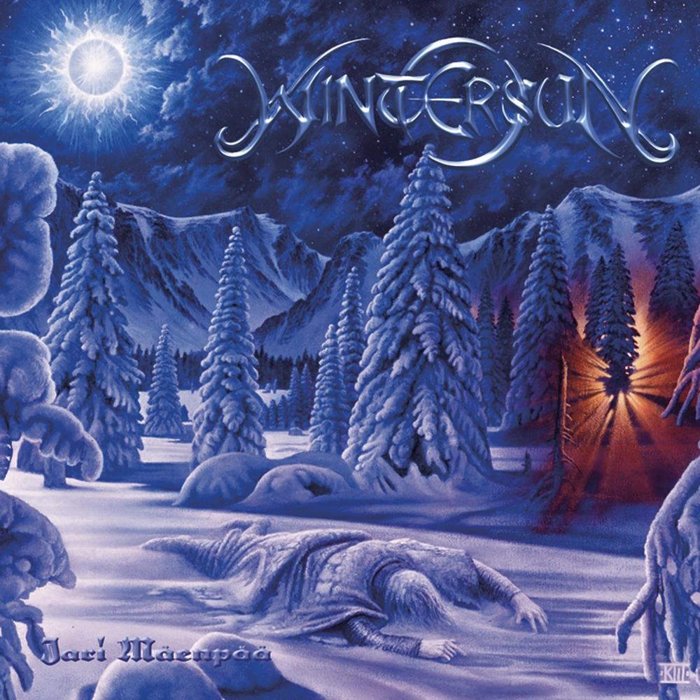 Album borító: Havas táj fák, a hóban fekvő alak, holdfényes égbolt. 'Wintersun'.