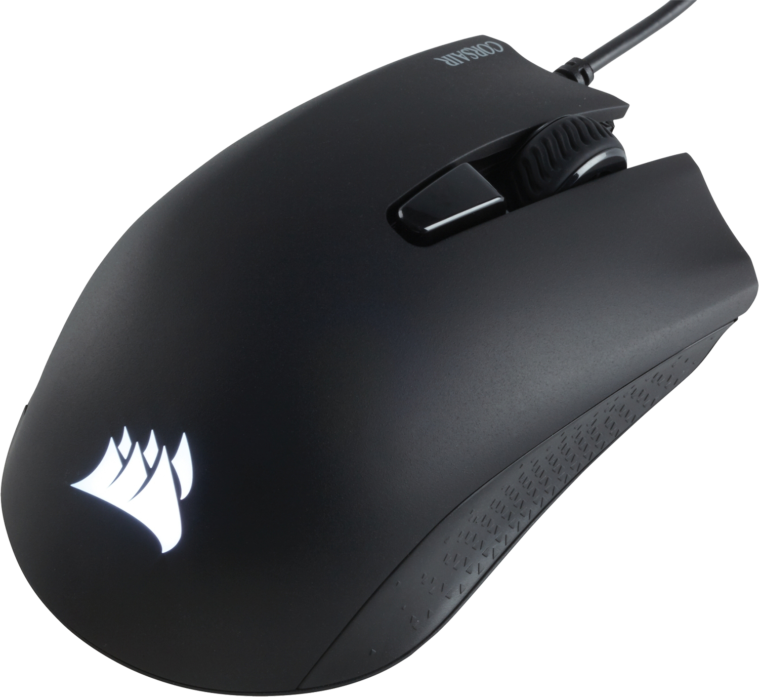 Een zwarte computermuis met een wit logo. De muis heeft een scrollwiel en knoppen. Het snoer is bevestigd.