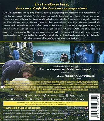 Rückseite einer DVD-Hülle. Dunkle Bilder von Menschen. Text in mehreren Sprachen. Weißer Hintergrund.