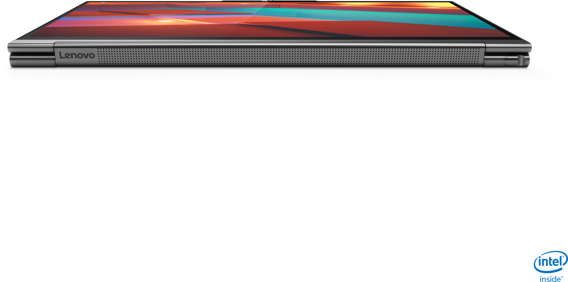 Ein Lenovo-Laptop, Seitenansicht, mit einem schlanken Design und silbernem Finish.