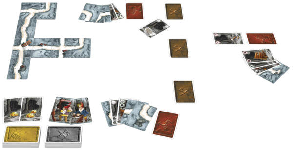 Brettspiel-Setup: graue Geländefliesen, braune Karten und Karten mit Illustrationen. Auf weißer Oberfläche angeordnet.