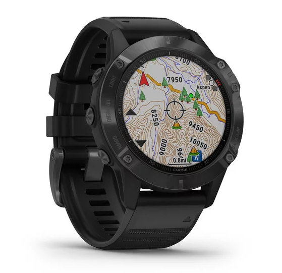 Un reloj inteligente Garmin negro con una pantalla de mapa, que muestra una brújula y detalles topográficos.