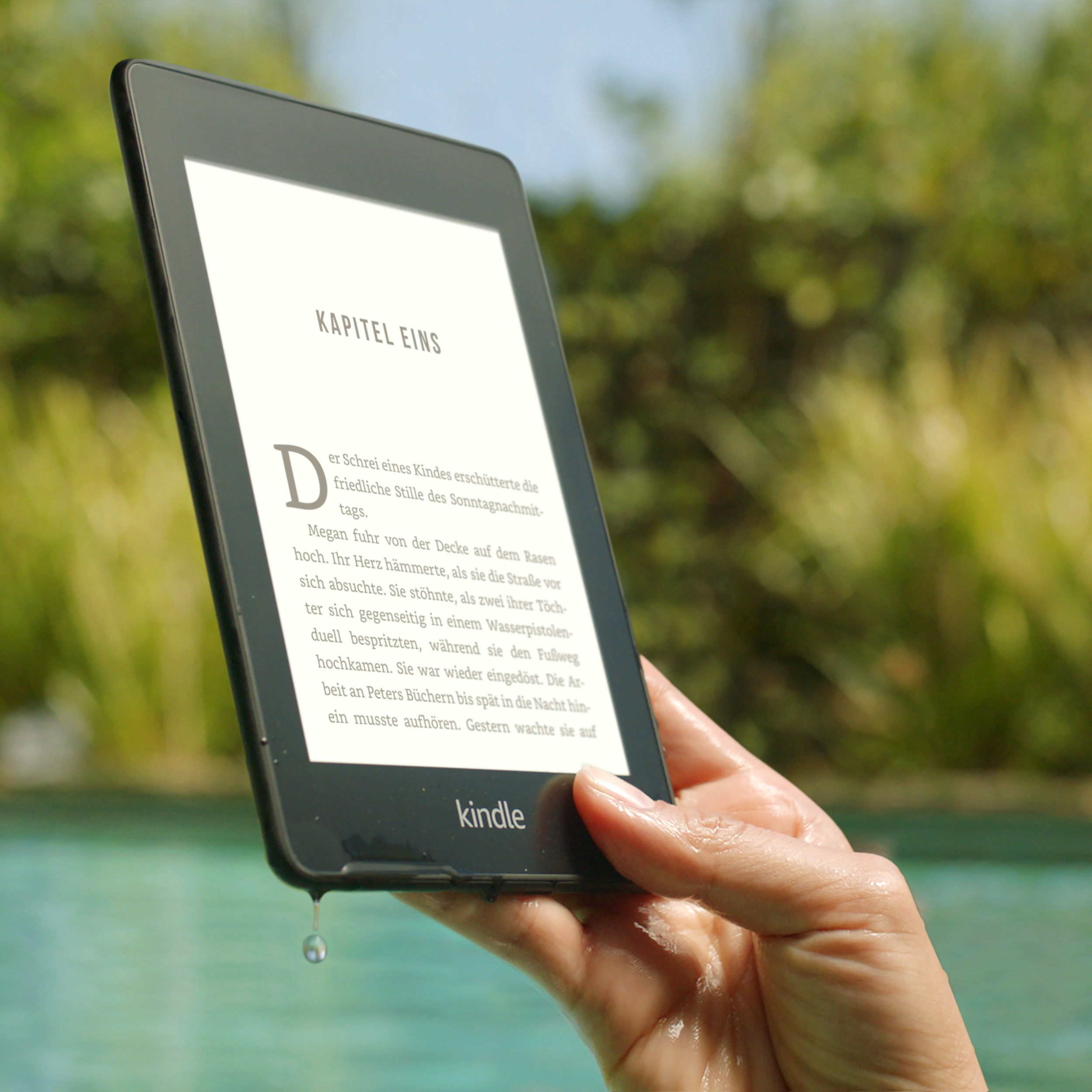 KINDLE Paperwhite, wasserfest, 6 Zoll (15 cm) großes hochauflösendes Display - 8 GB (mit Spezialangeboten, mit Werbung)  8 GB eBook Reader Dunkelblau
