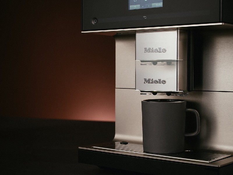 Cafetera superautomática - Miele CM7550, CM Touch, AromaticSystem, OneTouch for Two, Wi-Fi, Blanco