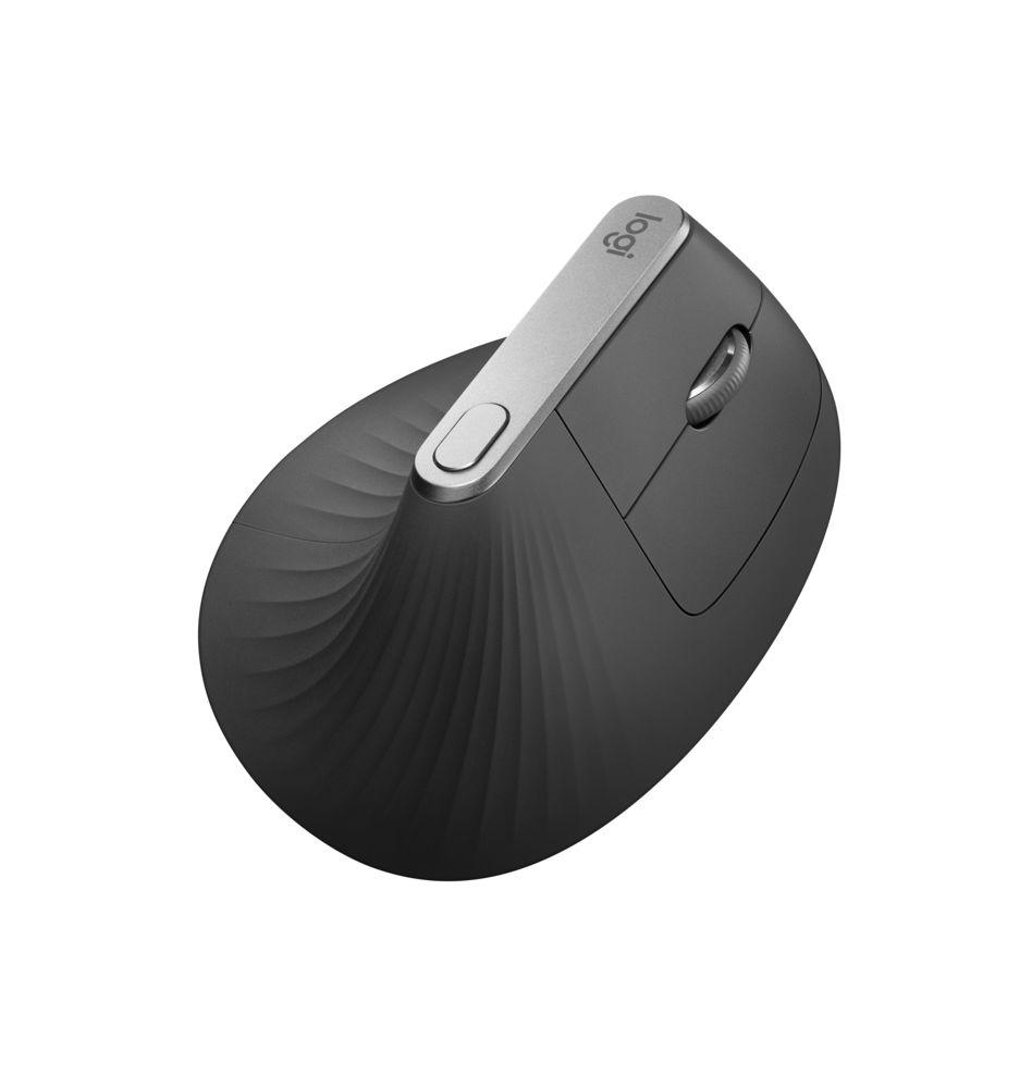 Gri bir ergonomik Logitech fare. Yanında bir kaydırma tekerleği ve bir düğme bulunur. Beyaz arka plan.