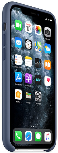 Een blauwe iPhone in een blauwe hoes. Het scherm toont een beginscherm met app-iconen en de tijd.