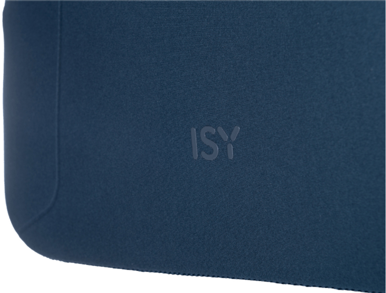 Donkerblauwe ISY beschermhoes, met de merknaam ISY in reliëf op de stof.