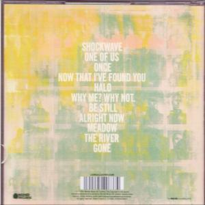 CD-Hülle hinten, Gelb- und Grüntöne, Albumtitel und Titelliste: Shockwave, One of Us, Once, Now That I've Found You.