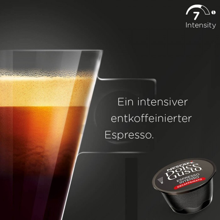 Una tazza di espresso con testo in tedesco che lo descrive come un intenso espresso decaffeinato.