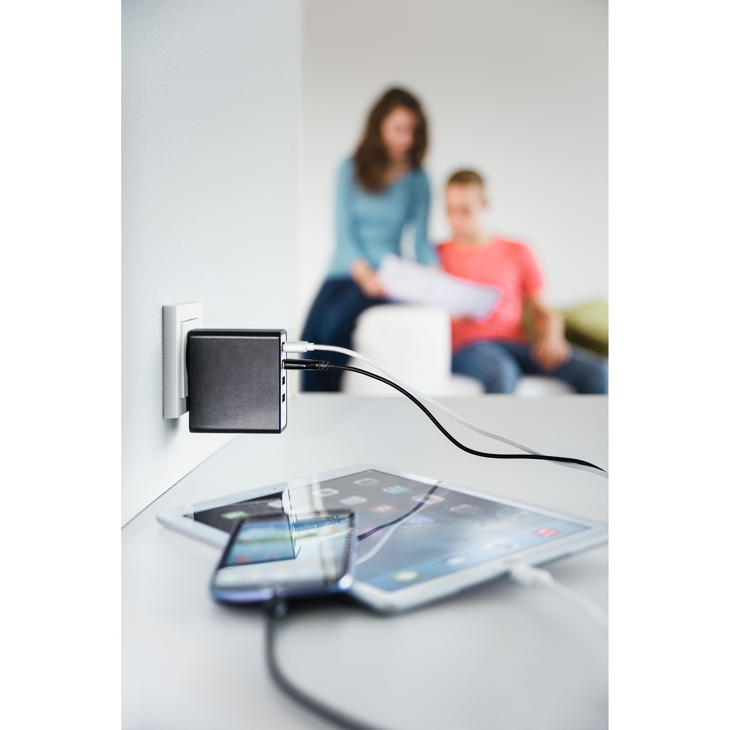 HAMA USB-Ladegerät Auto-Detect, Schwarz