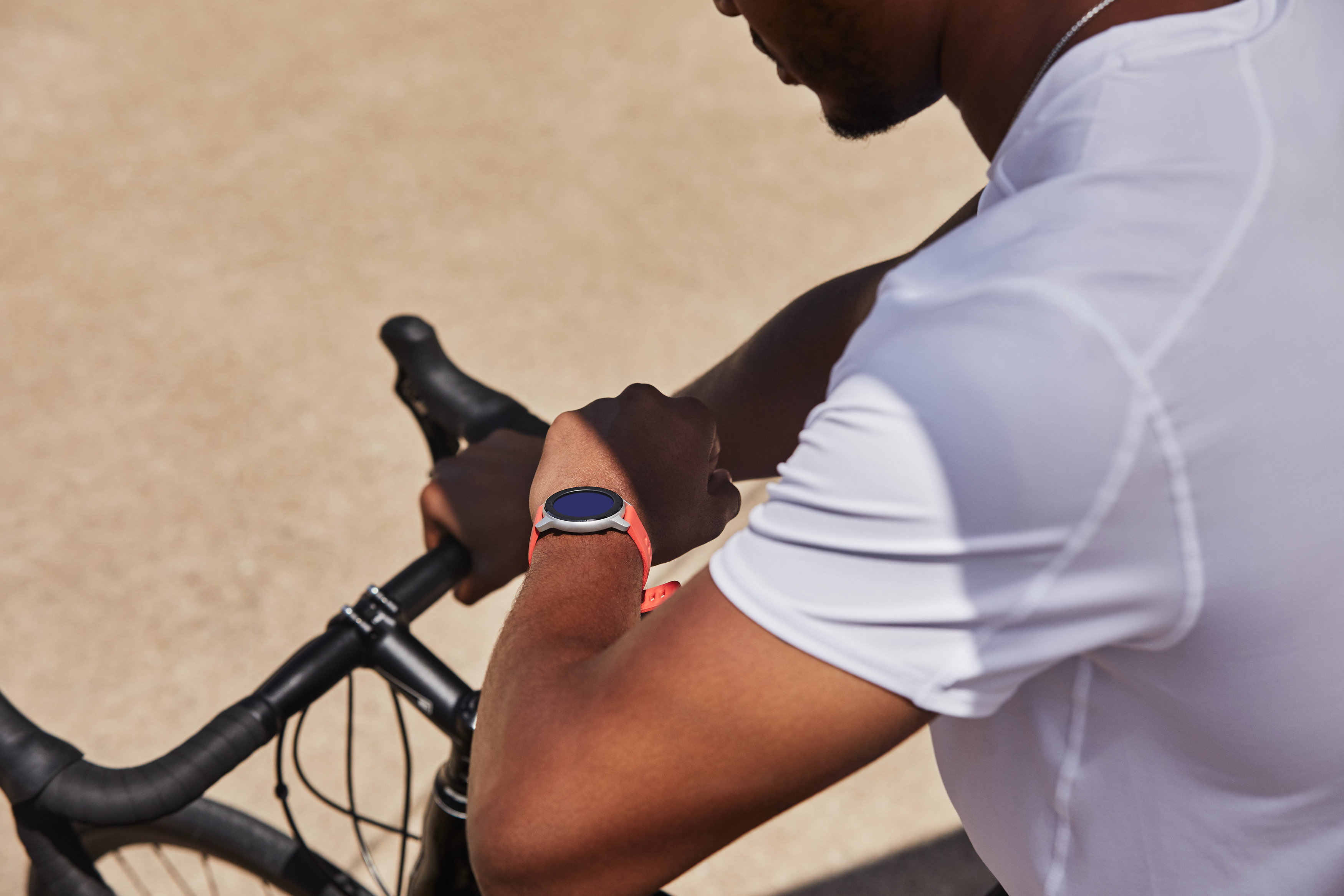 AMAZFIT GTR 42.6 mm Smartwatch Aluminium Silikon, 118 mm + 75 mm, Coral Red