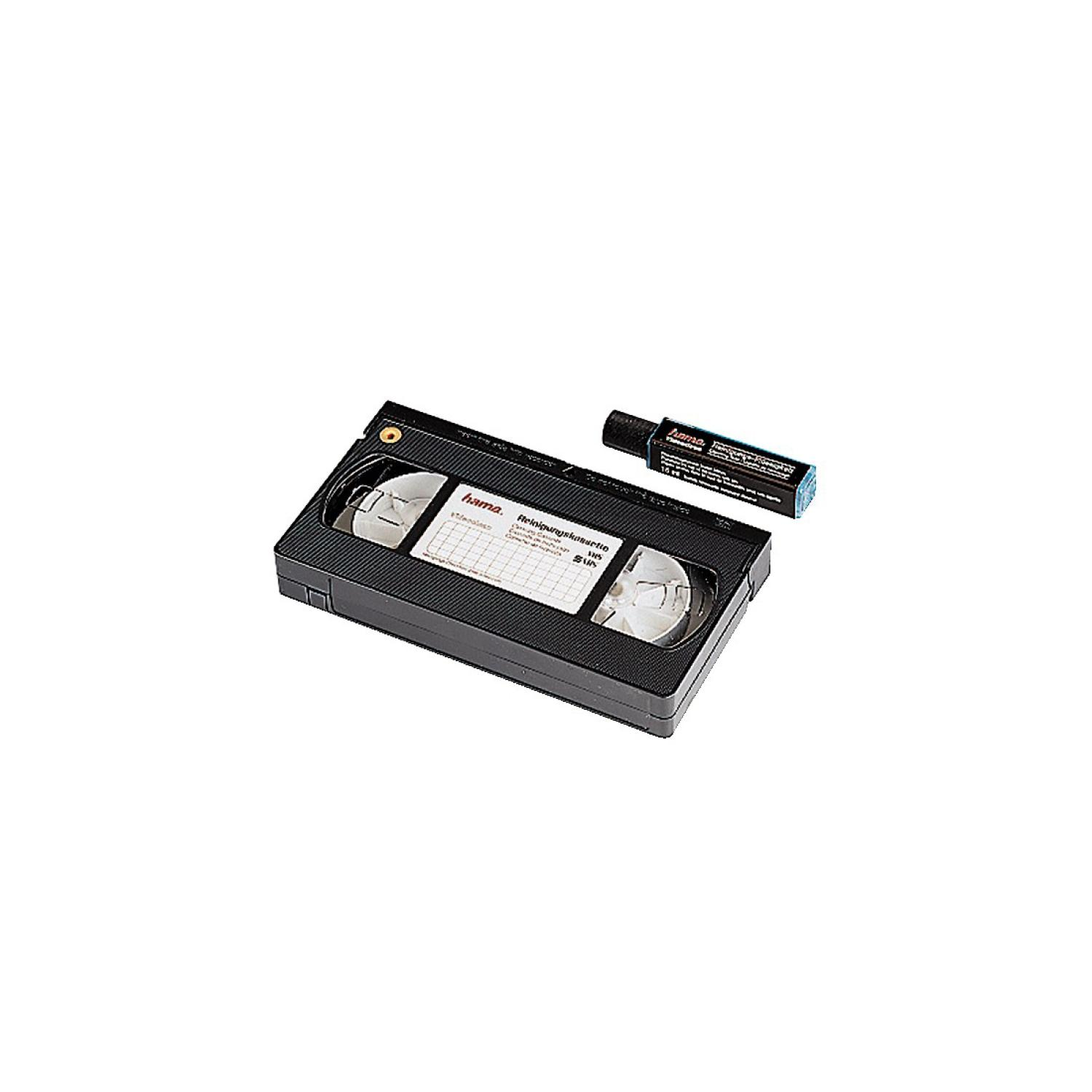 Schwarzes VHS-Band mit Reinigungskassette auf weißem Hintergrund.