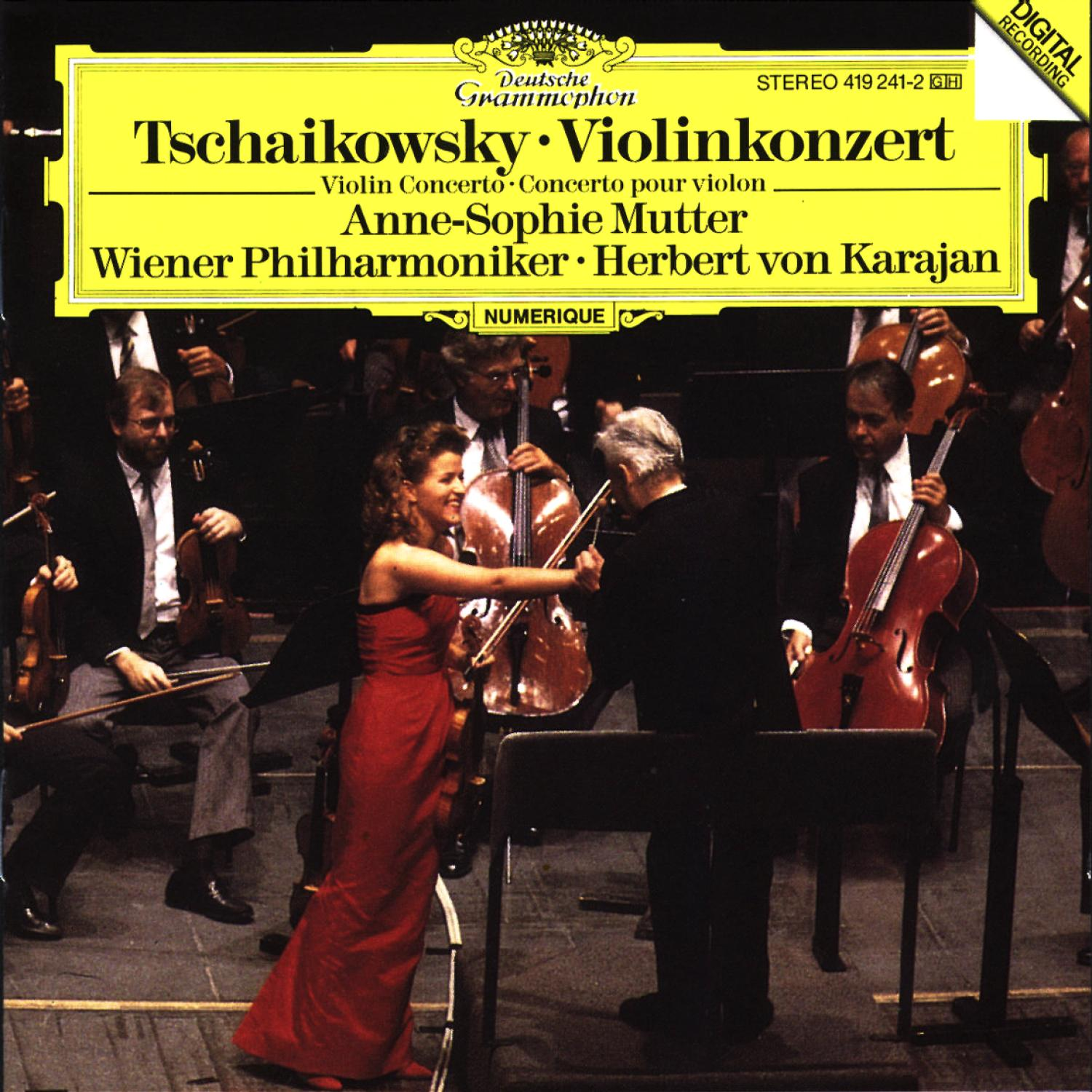 Tchaikovsky Violinkonzert CD-Cover mit Orchester, Solist und Dirigent.